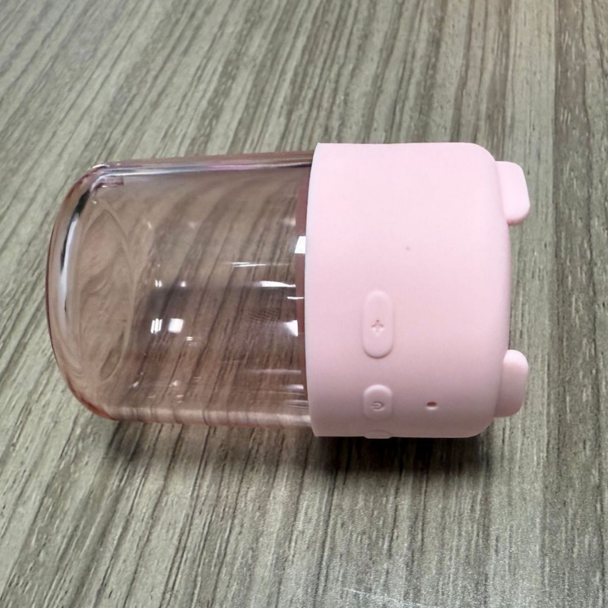 2025 New AI Speaker with Intelligent Voice Control, Stereo Sound, Colourful Lights and Cartoon Design
